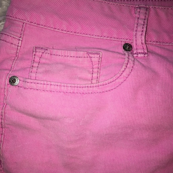 𝗣𝗮𝘀𝘁𝗲𝗹 𝗣𝗶𝗻𝗸 𝗝𝗲𝗮𝗻 𝗦𝗵𝗼𝗿𝘁𝘀 - Picture 4 of 10